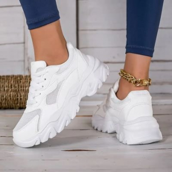 Sports Shoes & Floaters